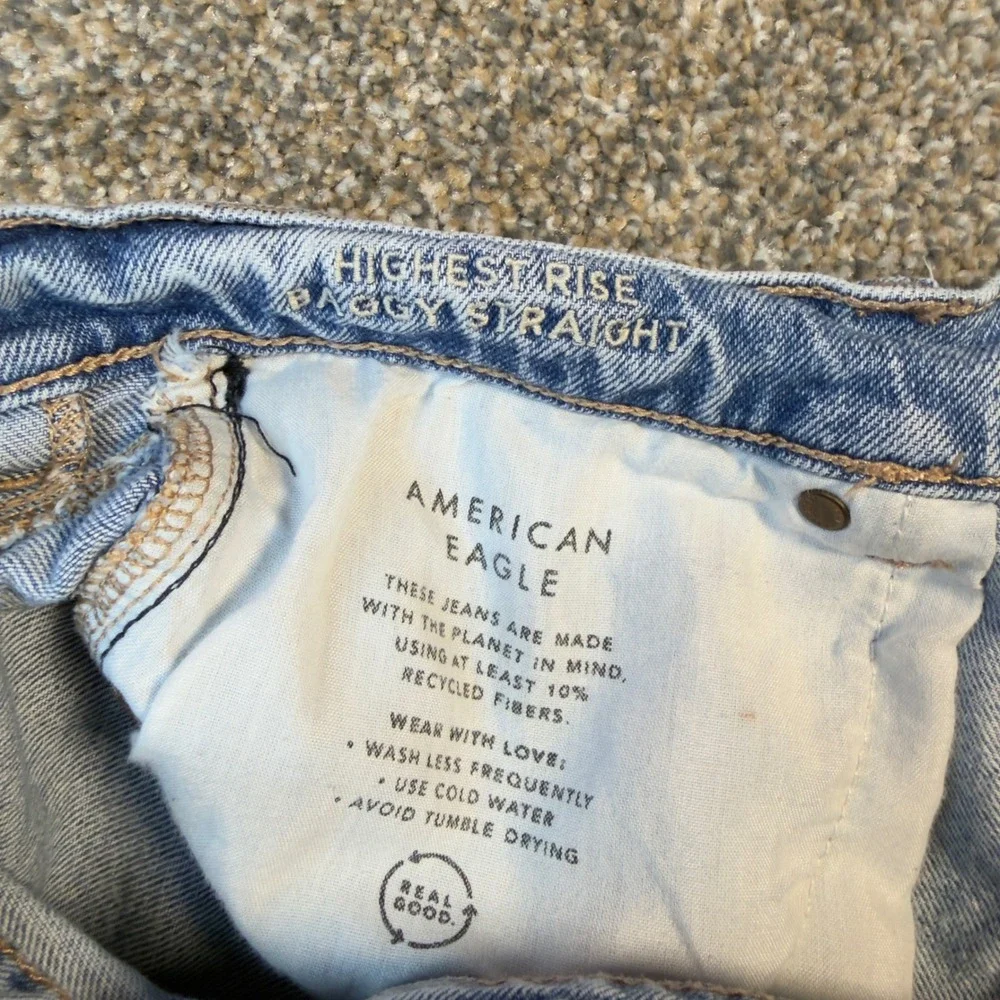 American Eagle Highest Rise Baggy Straight Distressed Denim Shorts Light Wash 10